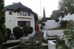Self Catering Room with Private Entrance in